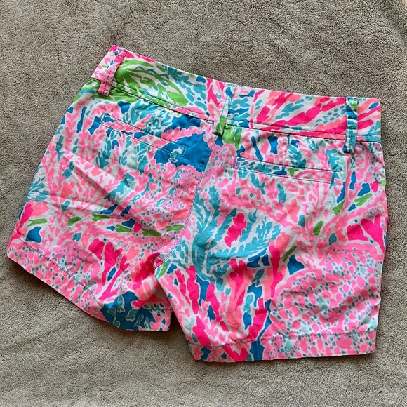 Lilly Pulitzer Callahan Shorts - Picture 4 of 12